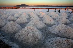 Danakil Depression – Dallol, Lake Afdera & Alalobad Tour